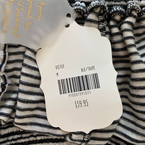 Altar’d State Smocked Black and Taupe Striped Half Bow Sleeves Top Size Medium - Picture 6 of 8